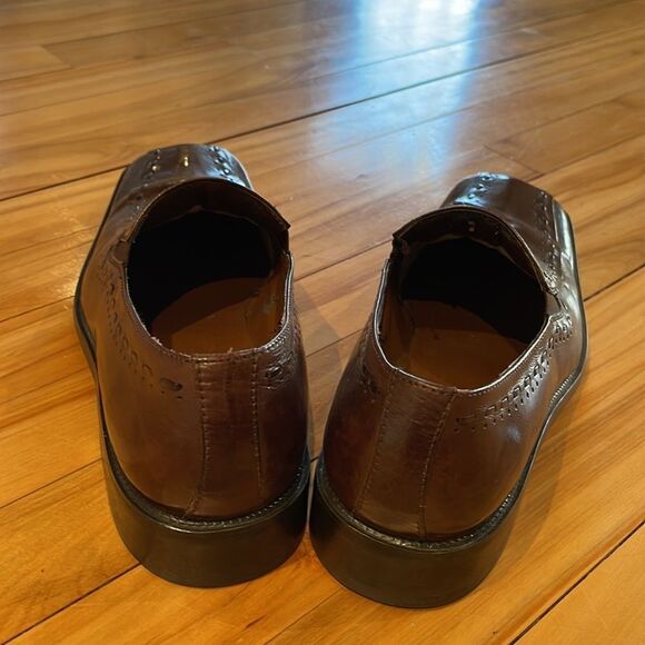 Fratelli deep burnished brown woven accent slip on leather loafers. Size 10. main image 9